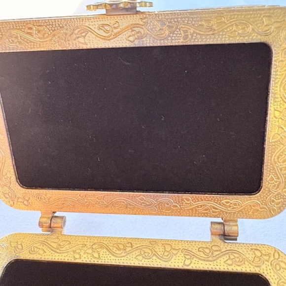 Vtg Jerusalem Landscape Hand Etched 3D Porcelain Trinket Box Black Velvet Lining - Picture 11 of 11